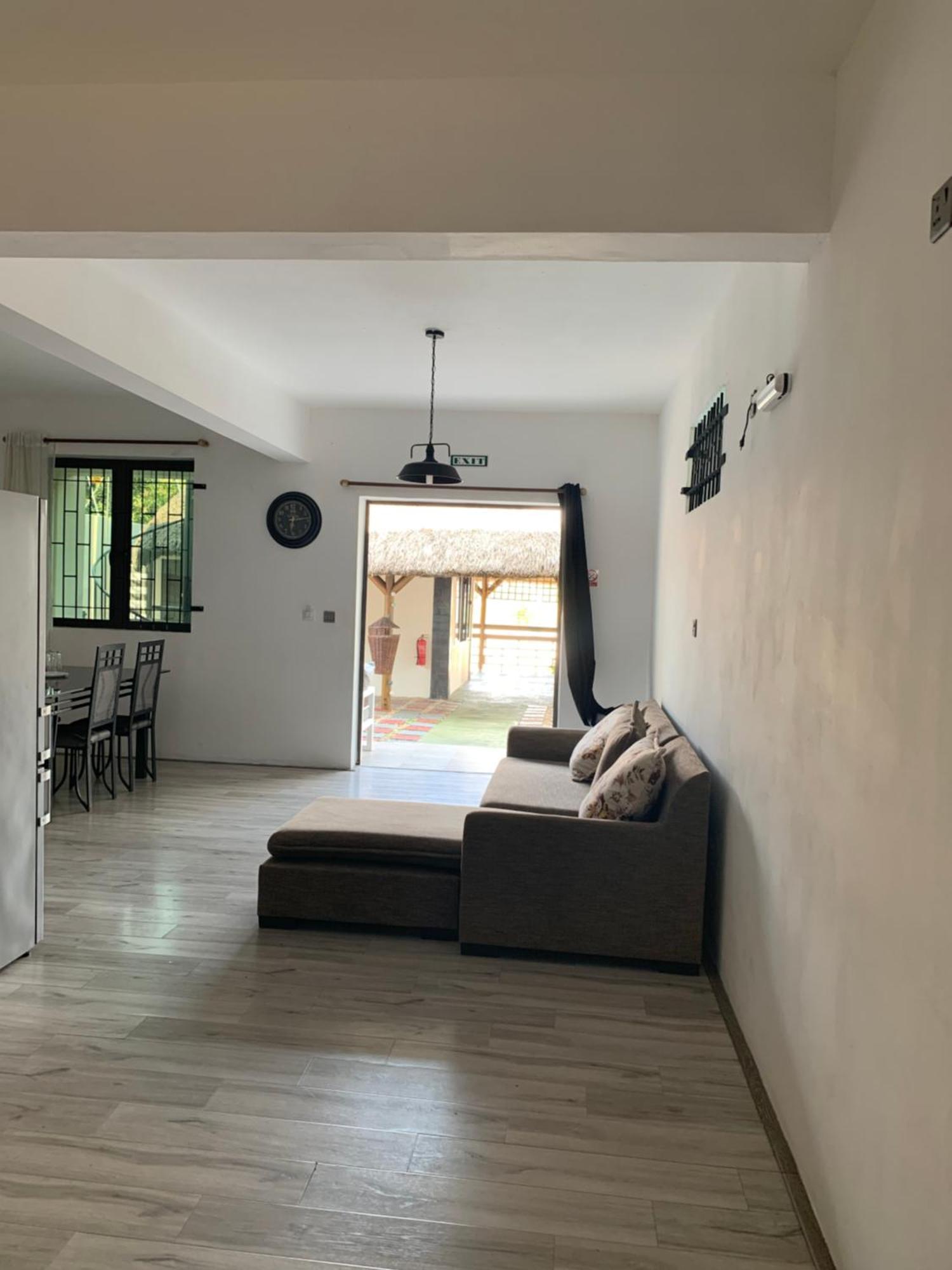 Thelight Villa Trou d'Eau Douce Luaran gambar