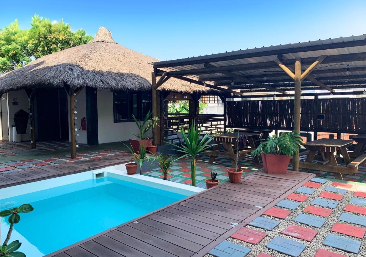 Thelight Villa Trou d'Eau Douce Luaran gambar